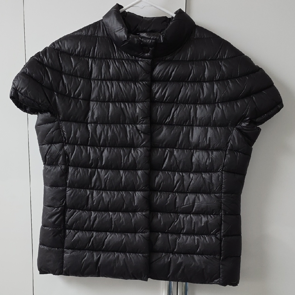 Calvin Klein Short Sleeve Quilted Puffer Vest in Black